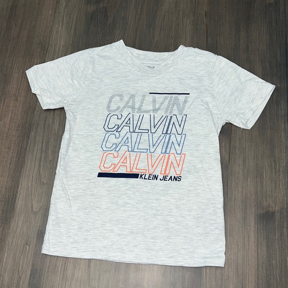 Calvin Klein Boys 2-Pc. Logo-Print T-Shirt & Shorts Set Size 5 - Picture 2 of 8
